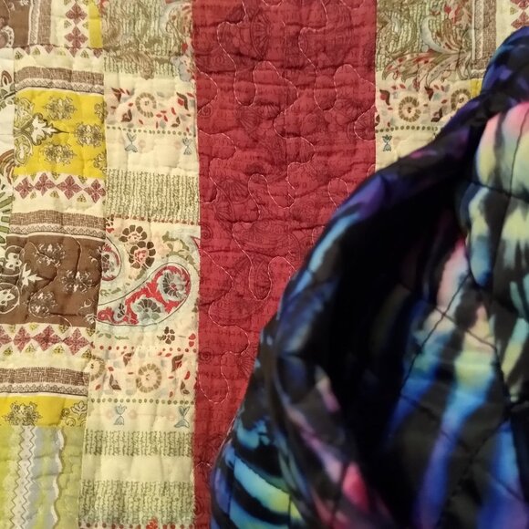 Tie dye print Puffy Duffle bag - Picture 2 of 4